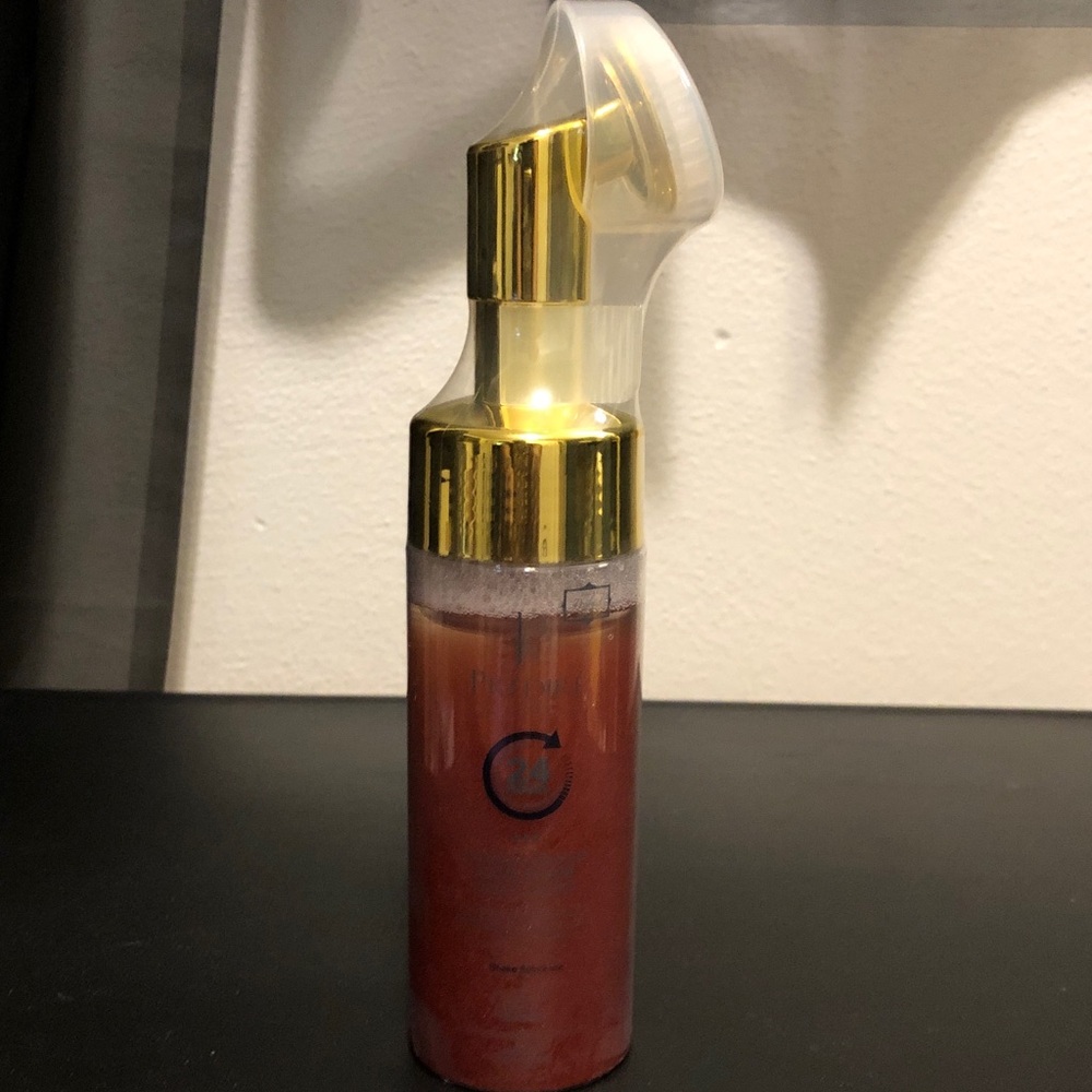 Radiant Gold and Red Makeup Primer